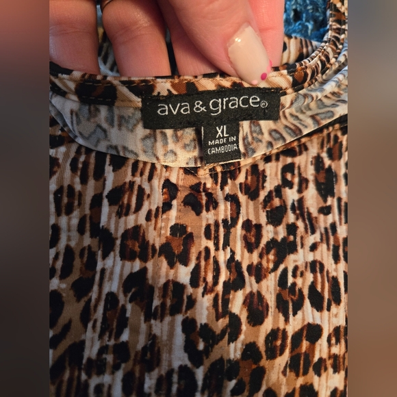 Ava & Grace Animal Print Tank - Picture 6 of 6